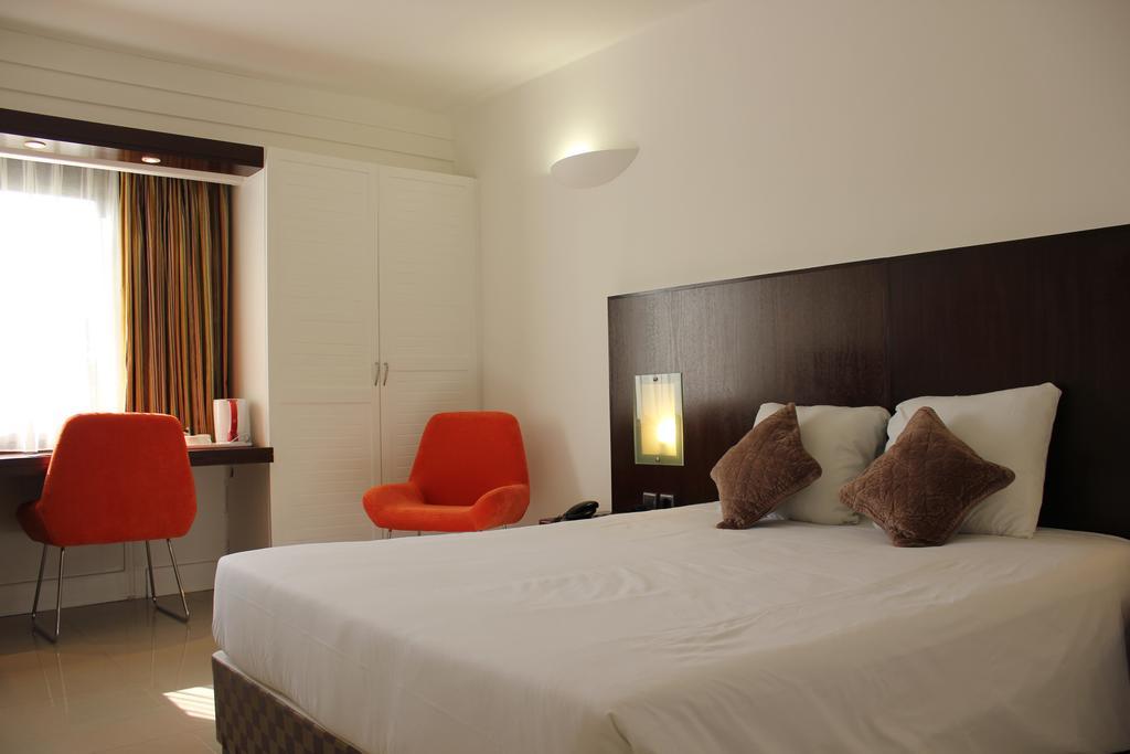 Hotel Le Saint Denis Luaran gambar