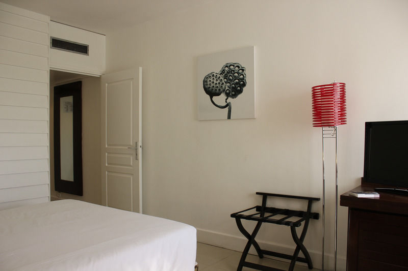 Hotel Le Saint Denis Luaran gambar