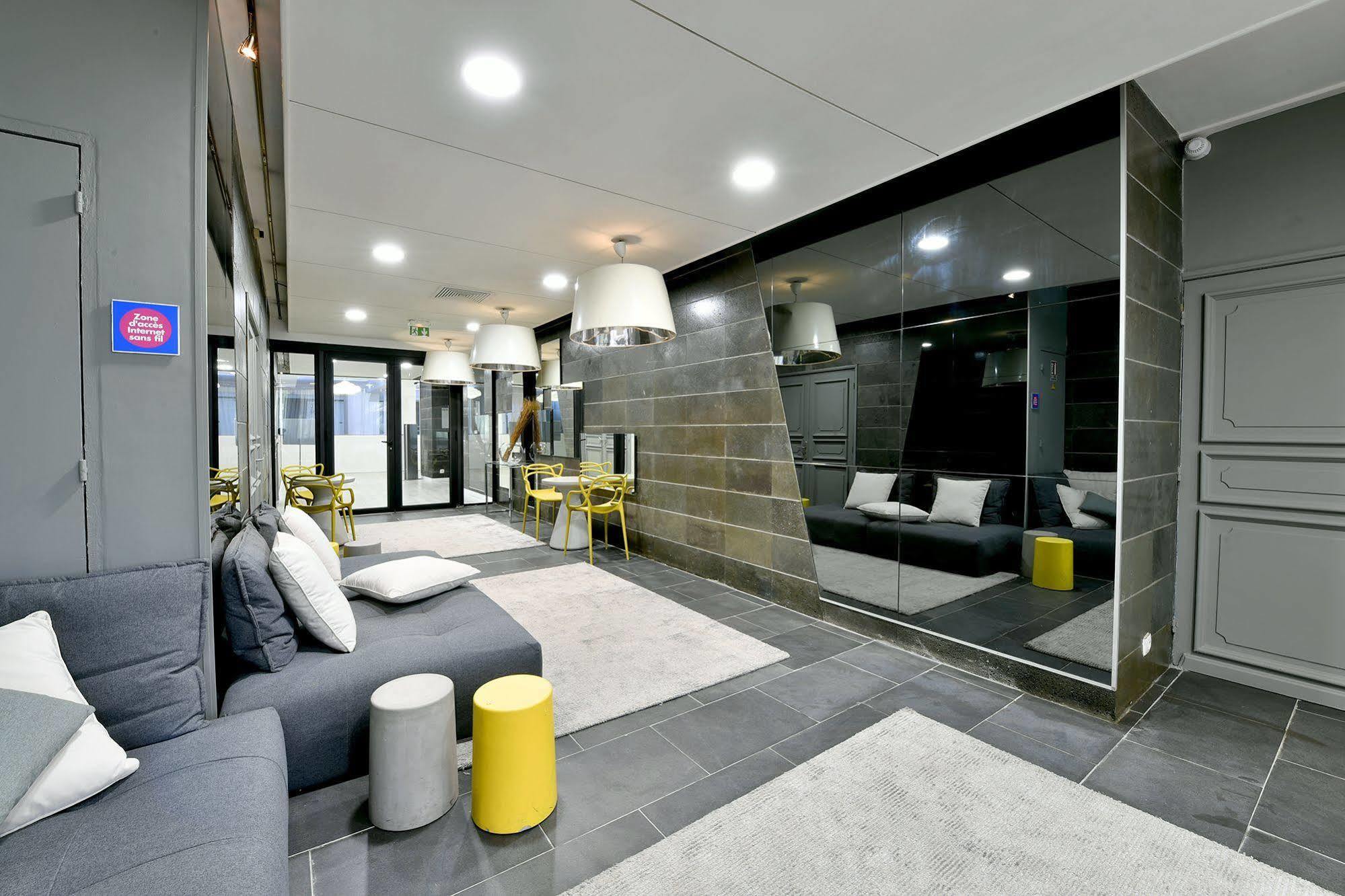 Hotel Le Saint Denis Luaran gambar