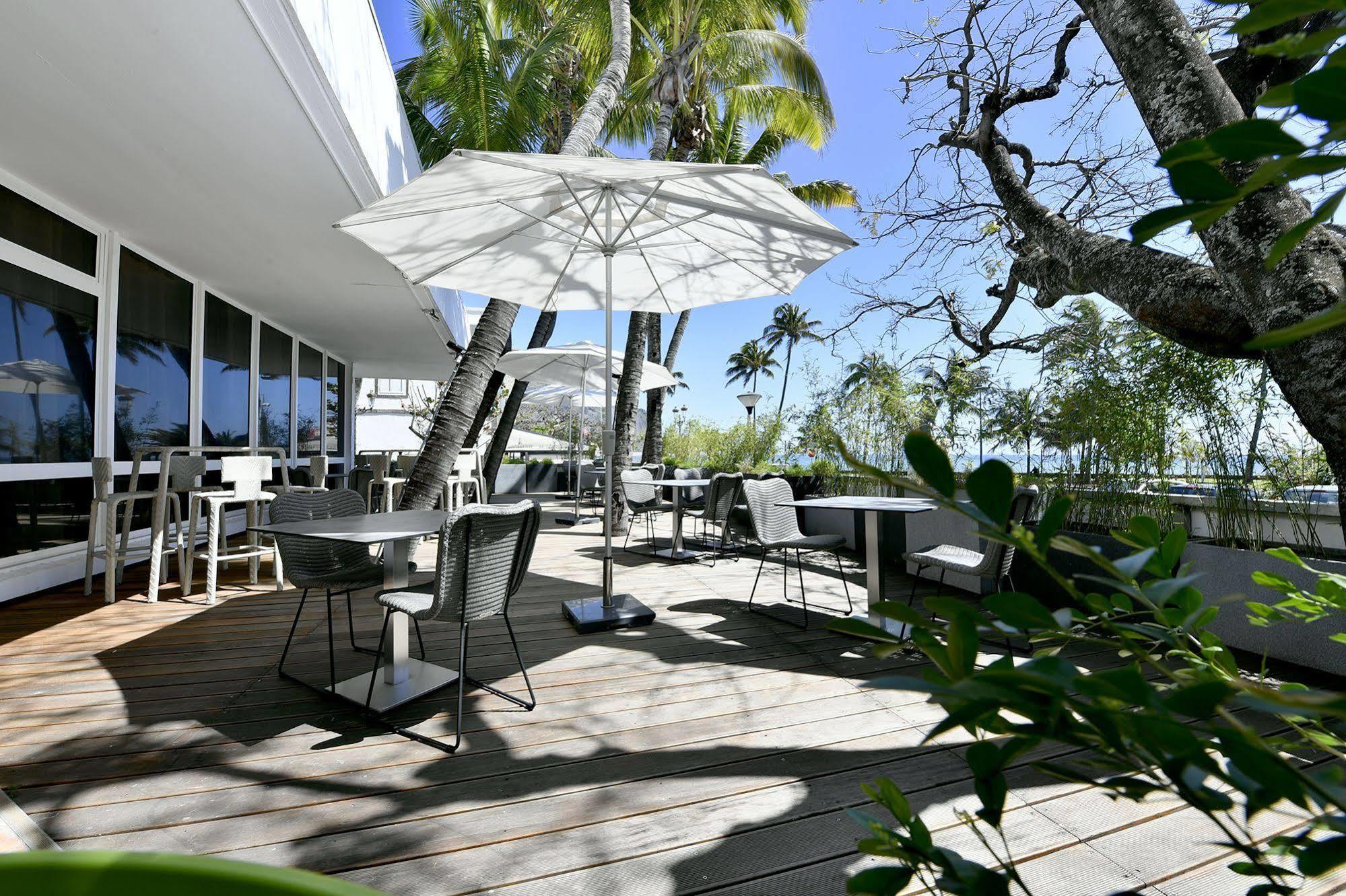 Hotel Le Saint Denis Luaran gambar