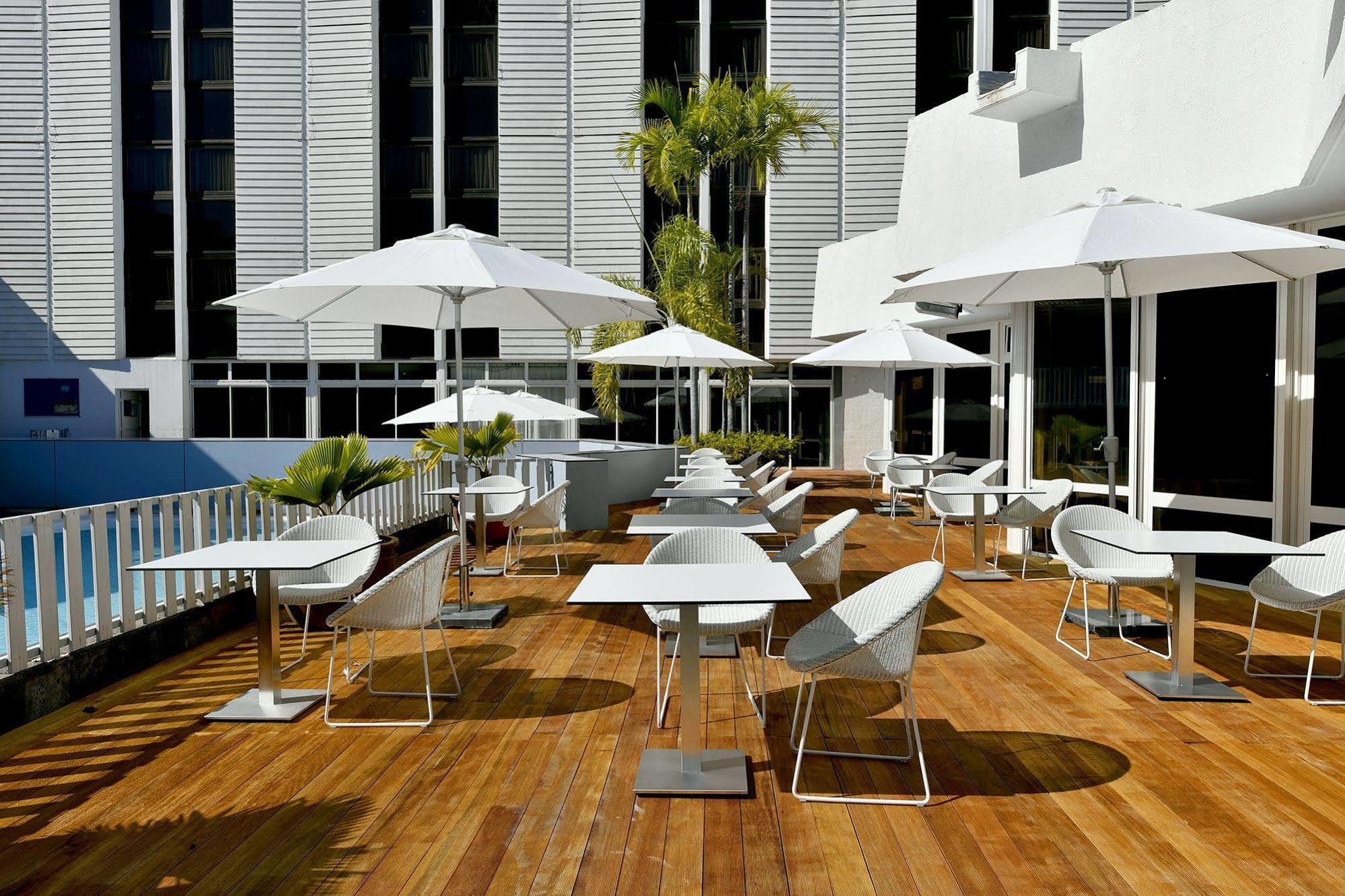 Hotel Le Saint Denis Luaran gambar